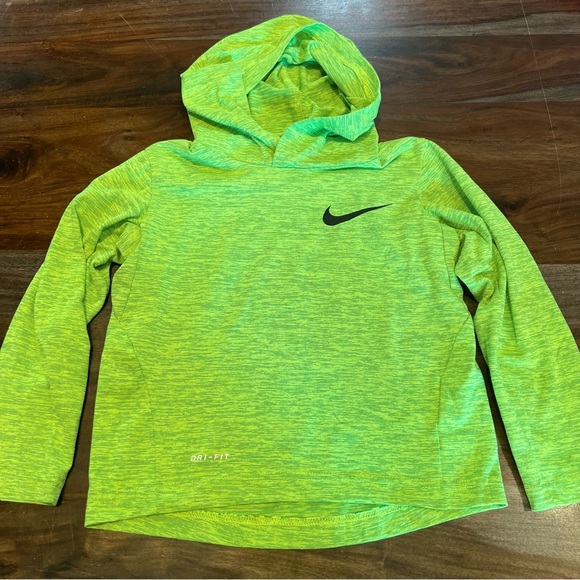 Lot of Boys Nike/Under Armour, Size 5-6 - Picture 6 of 11